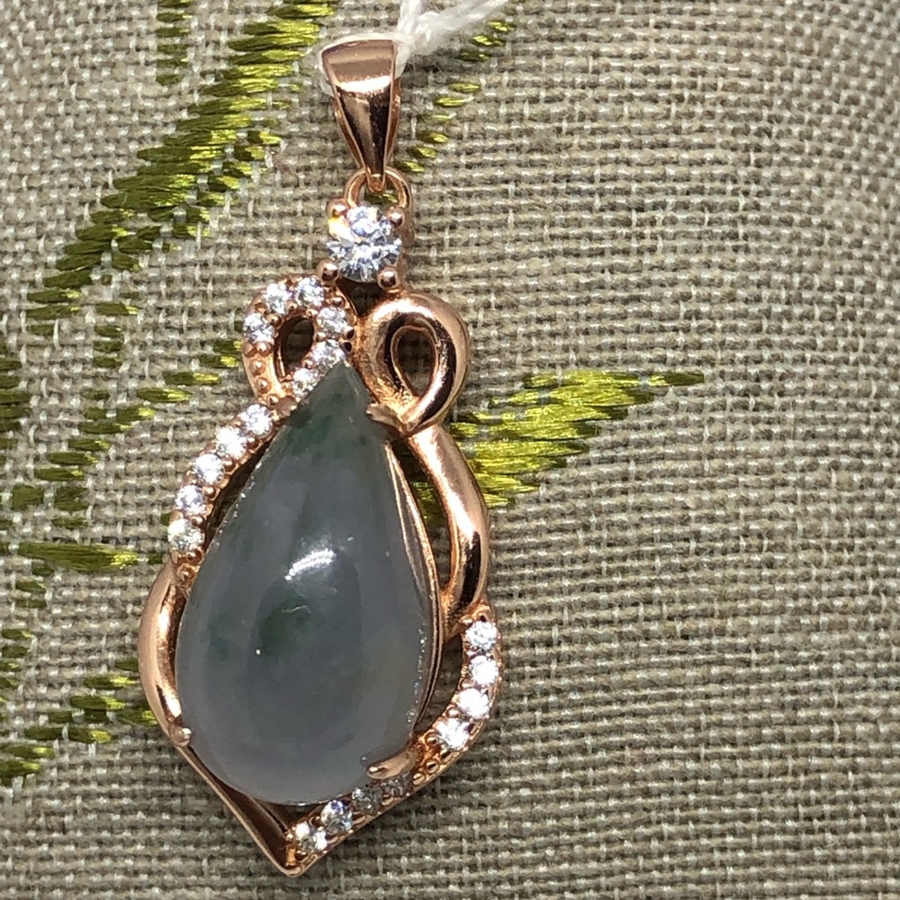 Light lavender and green jade pendant